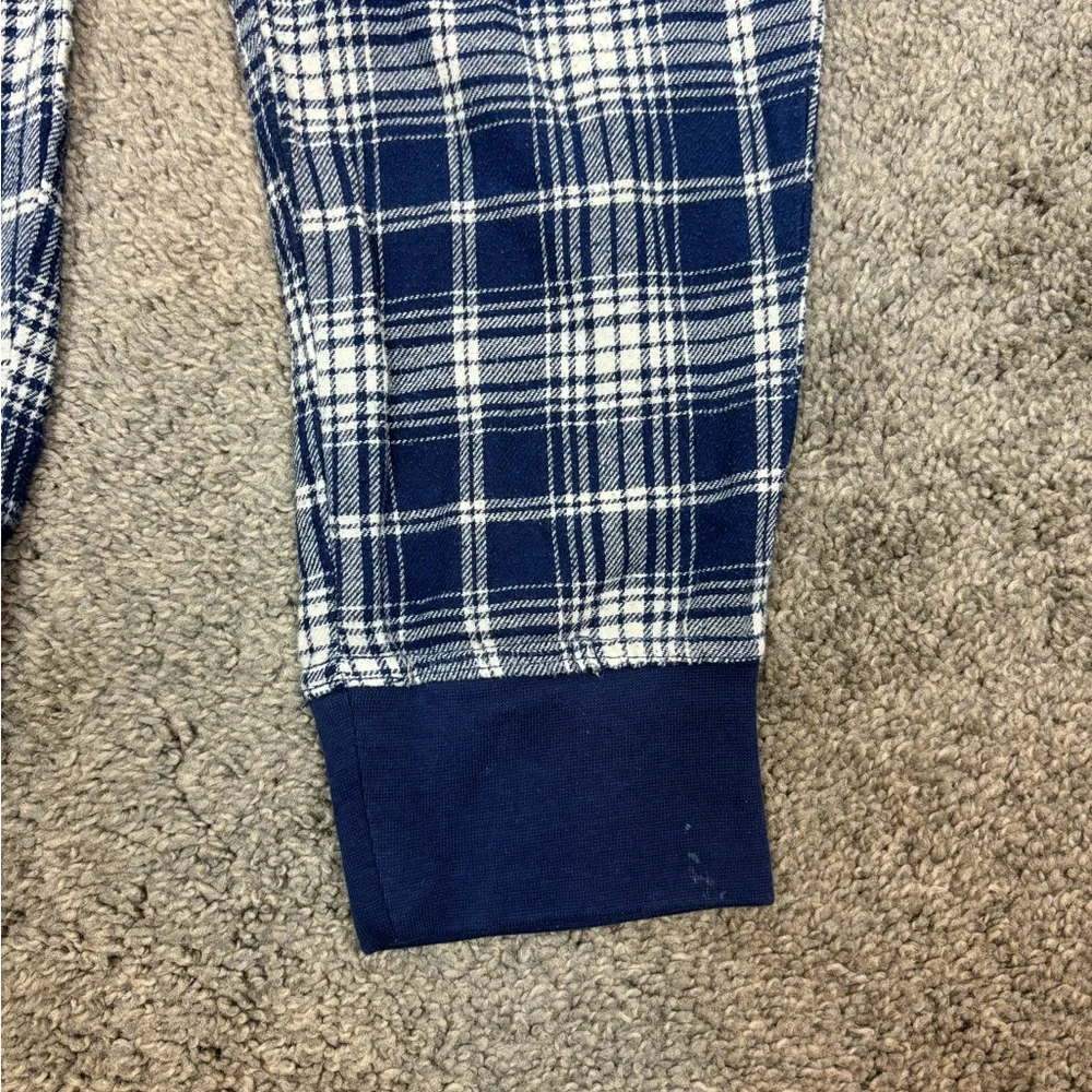 Blue plaid pajama‎ pants